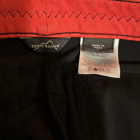 Eddie Bauer Travex Horizon Guide Five Pocket Pant Black 8X32 Straight Leg Hiking - Picture 6 of 7